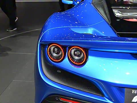 2019�� Tributo 3.9T V8