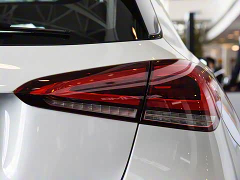 2020�� AMG A 35 4MATIC