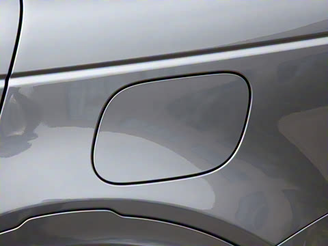 2022�� �Ŀ� P300e ���ʽ�綯��ϰ�