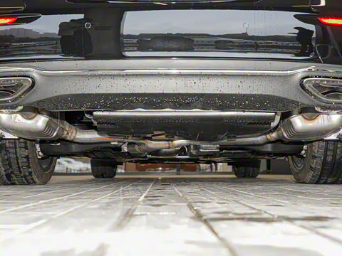 2022�� �Ŀ��� E 350 e L ���ʽ��϶����γ�