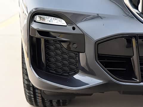 2020�� xDrive30i M�˶���װ