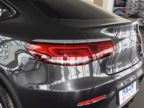 2020�� GLC 260 4MATIC ����SUV