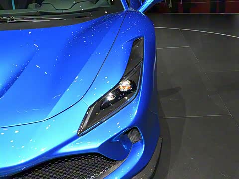 2019�� Tributo 3.9T V8