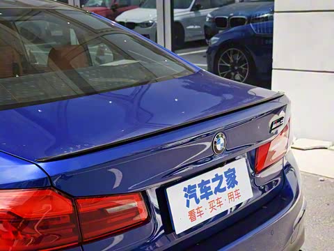 2019�� M5 ������