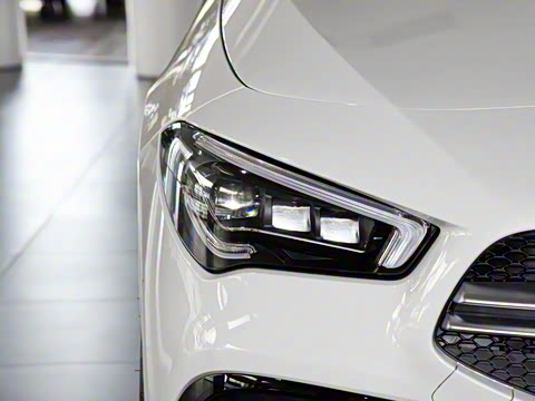 2020�� AMG CLA 35 4MATIC