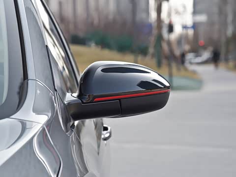 2019�� Redline 320T ˫���ˬ��� ��VI