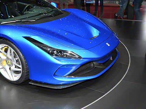 2019�� Tributo 3.9T V8