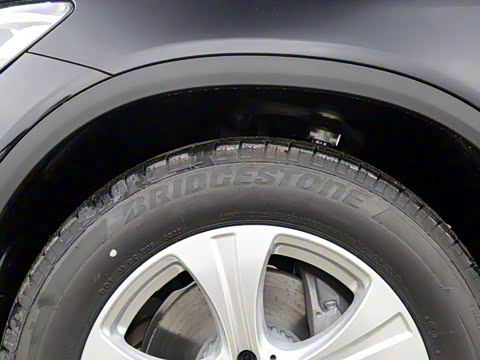 2020�� �Ŀ� GLC 260 L 4MATIC ������