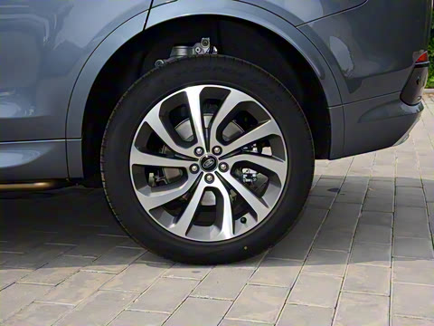 2022�� �Ŀ� P300e ���ʽ�綯��ϰ�