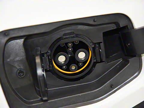 2020�� 520 U��