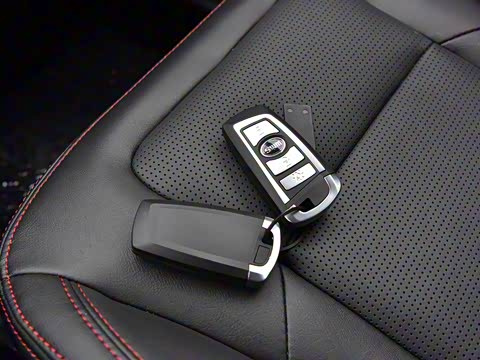 2018�� 1.5T �ֶ���UP