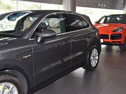 2019�� Cayenne E-Hybrid 2.0T