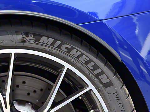 2019�� M5 ������