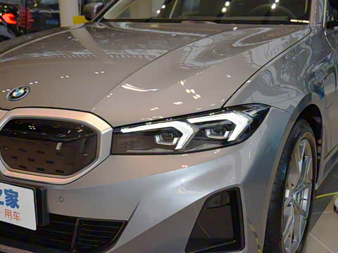 2022�� eDrive 35 L