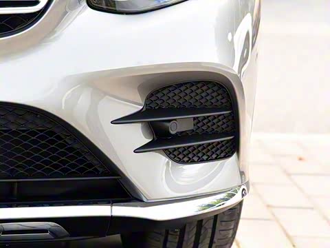 2019�� GLC 260 L 4MATIC ������