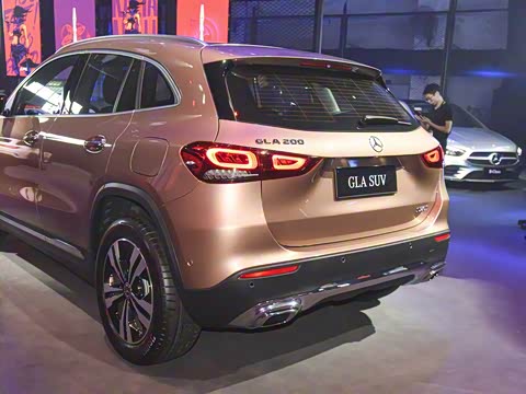 2020�� GLA 200