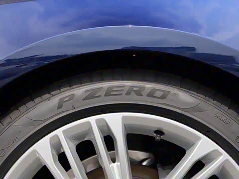 2020�� 40 TFSI ������