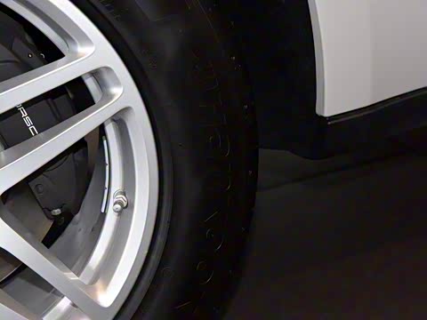 2018�� Macan 2.0T