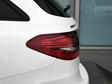 2019�� AMG C 43 4MATIC ���нγ� �ر��