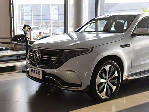 2020�� EQC 400 4MATIC ������ 1886������