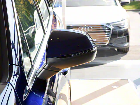 2021�� 55 TFSI quattro S line�˶���