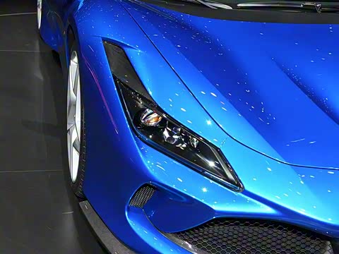 2019�� Tributo 3.9T V8