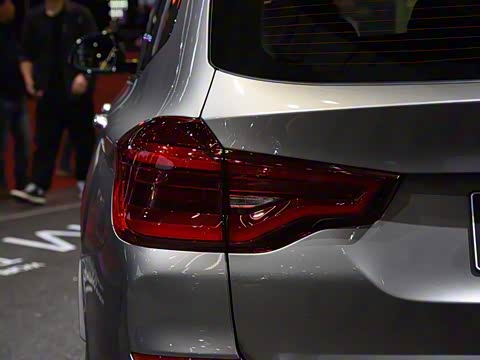 2019�� X3 M������