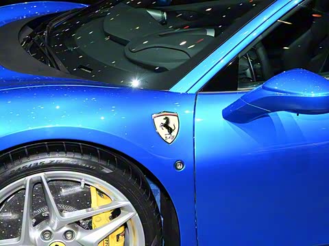 2019�� Tributo 3.9T V8