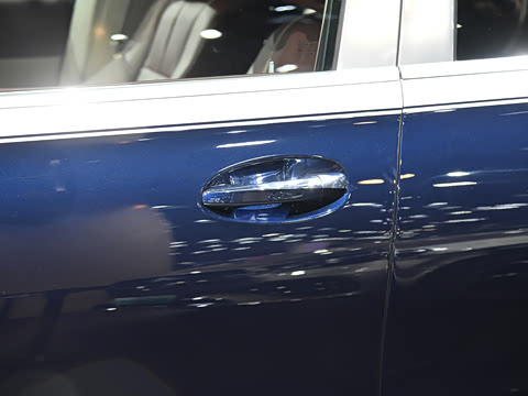 2021�� GLS 600 4MATIC ���а�