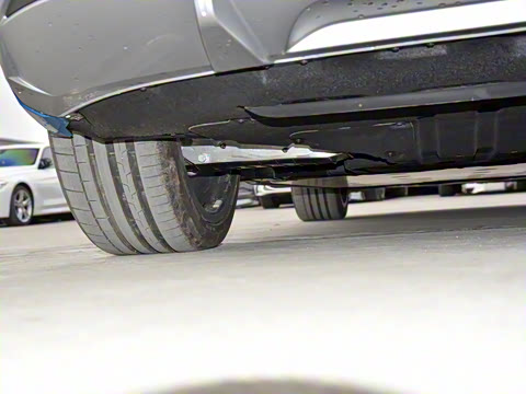 2021�� 50 quattro ������