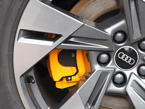 2021�� Sportback 55 quattro ������