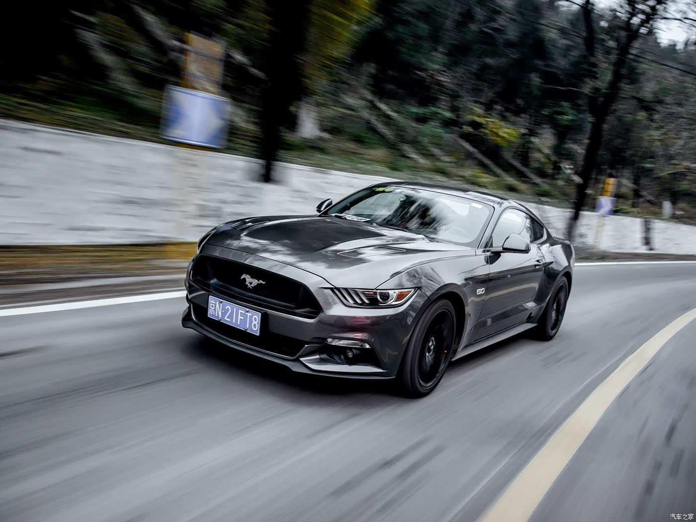 2016款50lgt性能版