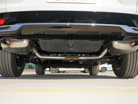 2021�� �񡤻춯e+ 2.0L ��ǰ�