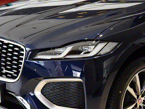 2021�� 250PS R-Dynamic S