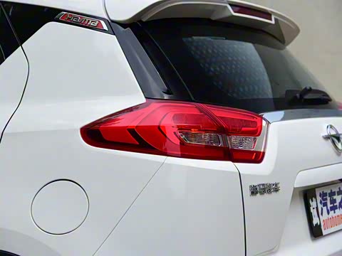 2017�� 1.6L �ֶ�������