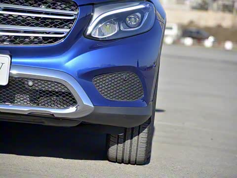 2016�� GLC 260 4MATIC ������