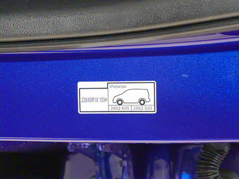 2021�� �񡤻춯e+ 2.0L ۰�