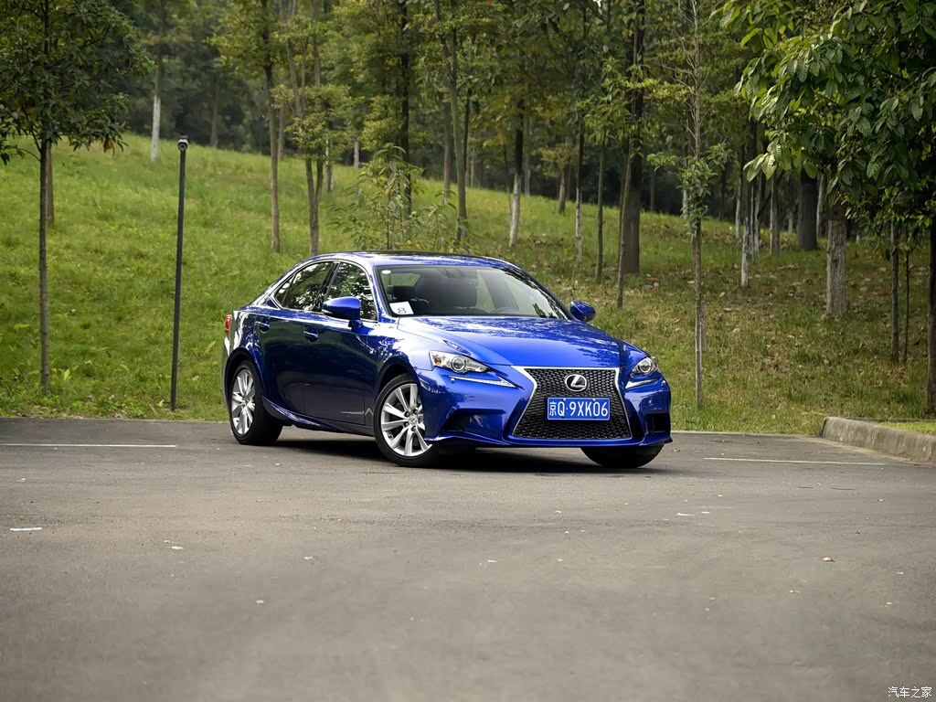 雷克萨斯 雷克萨斯is 2015款 200t f sport