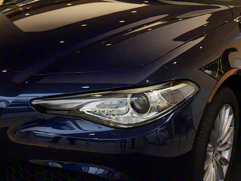 2017�� 2.0T 200HP ��Ӣ��