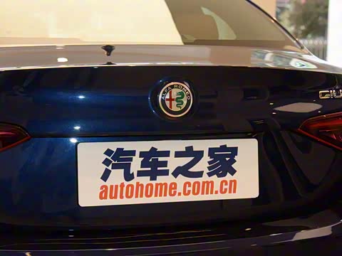 2017�� 2.0T 200HP ��Ӣ��