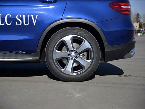 2016�� GLC 260 4MATIC ������