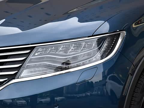 2015�� 2.7T ������ҫ��