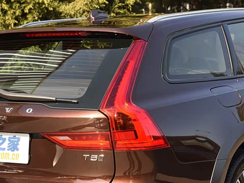 2017�� Cross Country T5 AWD �����