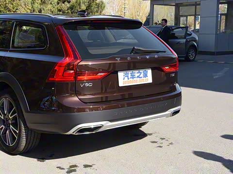 2017�� Cross Country T5 AWD �����