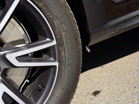 2017�� Cross Country T5 AWD �����