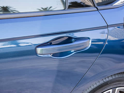 2023�� 2.0L e:PHEV �콢��