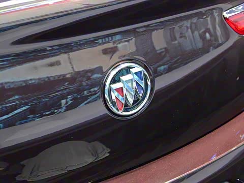 2018�� 28T Avenir��ά��