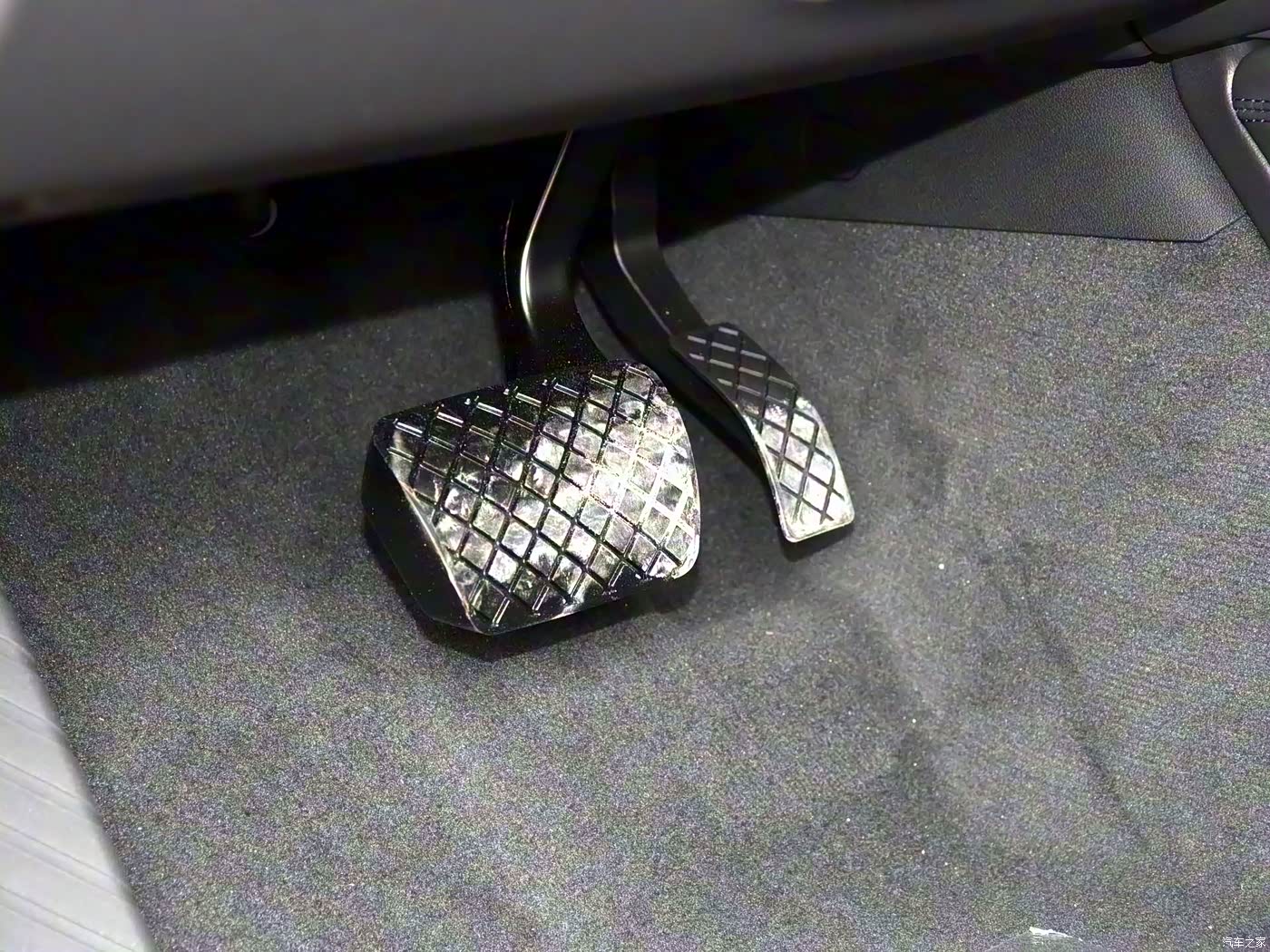 汽车之家|奥迪a6l|2017款 50 tfsi quattro 尊享型|外观|内饰|高清