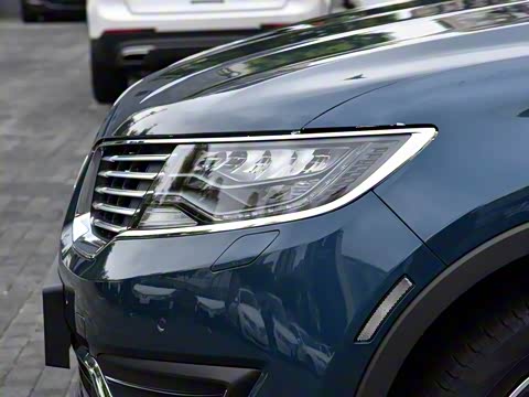 2015�� 2.7T ������ҫ��