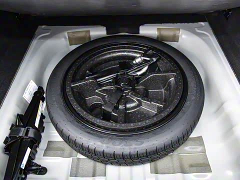 2018�� 30�������� Limousine 35 TFSI ��ȡ��